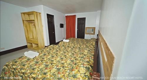 Puerto Galera Hotel | Hollywood Palm Beach Hotel