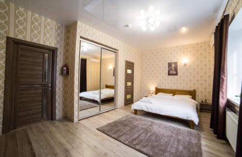 Sukhinovka Hotel | HOLLYWOOD