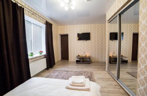 Sukhinovka Hotel | HOLLYWOOD