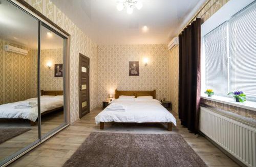 Sukhinovka Hotel | HOLLYWOOD