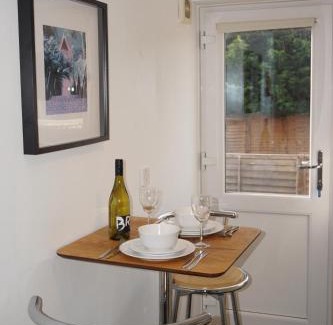Little Stoke Apartamento | Holt Apartment