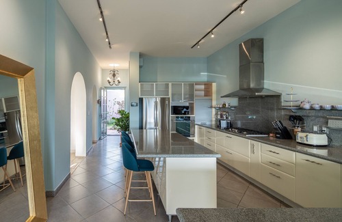 San Miguel de Allende Villa | HOLT Magnificent 6BR Villa in Malanquin Golf Club