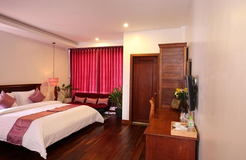 Taphul Village Area Hotel | Holy Angkor Deluxe Hotel