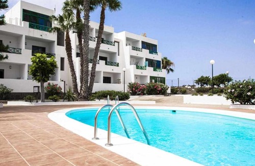 Costa Teguise Apartamento | Holyhome apartment 203
