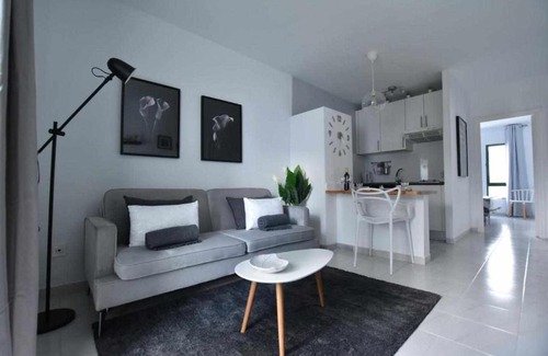 Costa Teguise Apartamento | Holyhome apartment 203