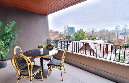 Vitacura Apartamento | HOM I 2D2B cerca al mall Parque Arauco con Parking AV103