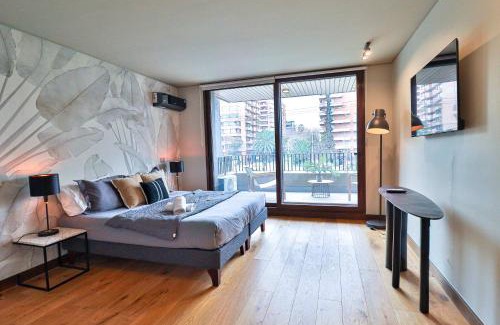 Vitacura Apartamento | HOM I 2D2B cerca al mall Parque Arauco con Parking AV103