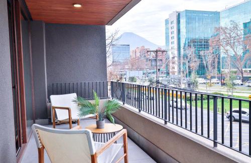 Vitacura Apartamento | HOM I 2D2B cerca al mall Parque Arauco con Parking AV103