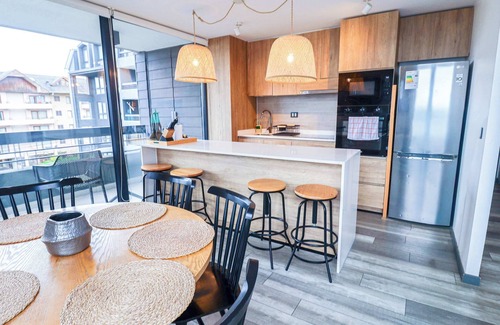 Puerto Varas Apartamento | HOM I Vista al Lago Depto con Estacionamiento