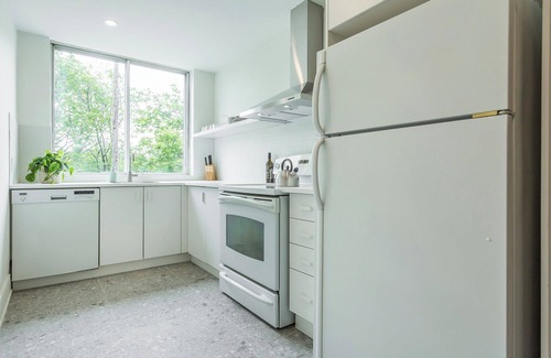 Maisonneuve Apartamento | HOMA-Comfort&Style-Loft-Spacious-Natural Light-FeelHome-A/C-SelfCheckIn-Metro