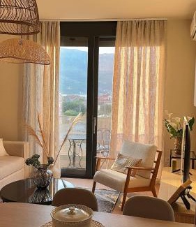 Tomicici Apartamento | Homa Luxury Apartments Tivat with seaview