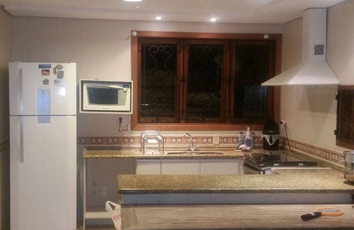Jurere Internacional Casa | Inicio 04 suites Jurerê Internacional Siguiente Compras abiertas
