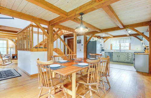 Whitingham Casa | Home 15 Mi to Berkshire East & Mount Snow!
