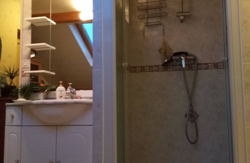 Noyers-Bocage Casa | Casa de familia 15 NM WEST OF CAEN