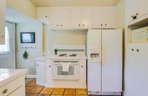 Del Mar Casa | Home < 2 Mi to McGee Beach & Cole Park!