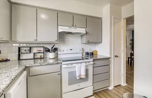 West Arlington Casa | Home 4 Mi to AT&T Stadium: Bring Your Pets!