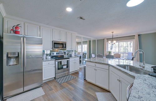 Paw Creek Casa | Home 9 Mi to Uptown Charlotte: Dogs Welcome!