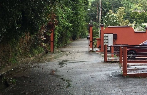 Maraval Casa | Un hogar lejos del hogar ... ¡con destellos de vacaciones!