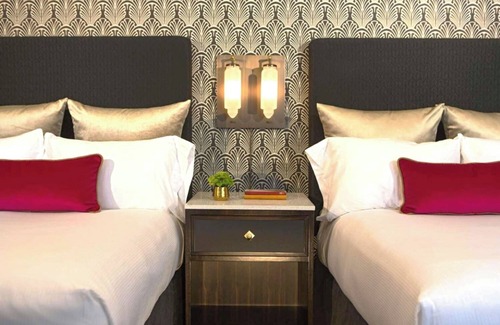Downtown Chicago Hotel | Home Away From Home! 2 Modern Units, Close to Willis Tower