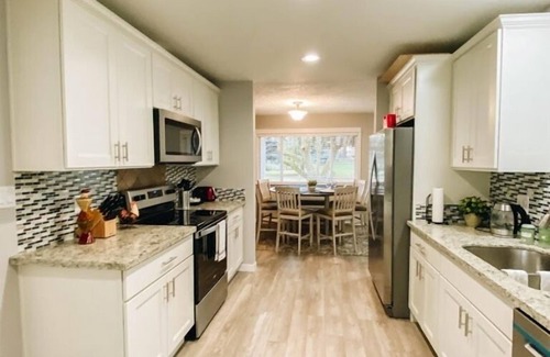 Minnehaha Casa | HOME AWAY FROM HOME 3 Bd 2 bath