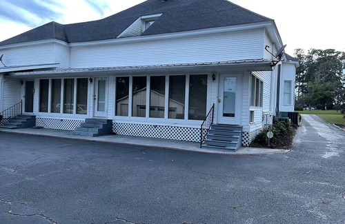 Blakely Casa | Home away from home Classic 4BR 2.5BR