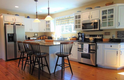 Westbrook Casa | Home away from home in suburb of Portland