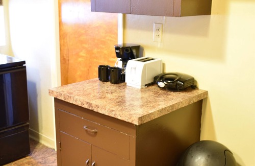Detroit Casa | Home Away from Home in Malvern Hill, Sleeps 7-8