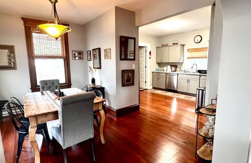Scranton Casa | Home away from home in Electric City