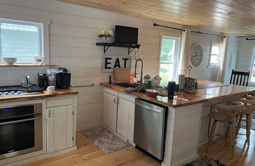 Harrison Casa | Home away from home Lake access across the street from #Budlake.