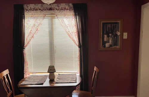 Bucyrus Apartamento | Home away from home one bedroom apartment