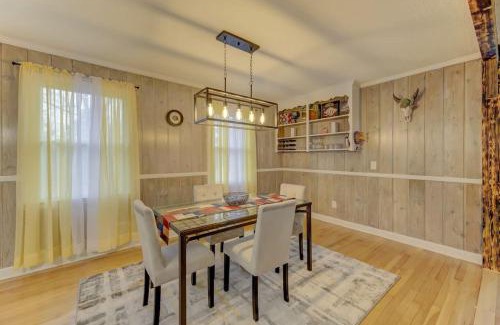 Eau Claire Casa | Home Away From Home