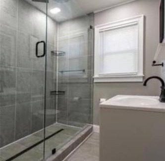 Niagara Falls Casa | Home Away From Home on LaSalle - 3 bd 2 bth Slps 6