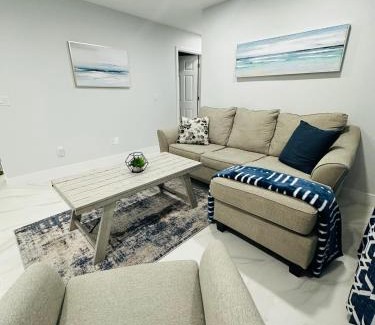 Florida Ridge Casa | Home Away From Home