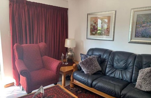 Waparand Casa | Home away from Home