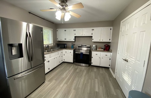 Kettering Casa | Home away in Kettering!