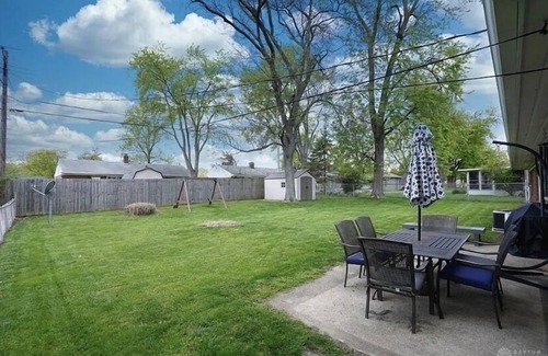 Kettering Casa | Home away in Kettering!