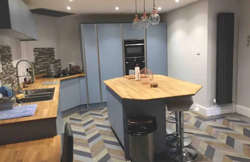 Paignton Apartamento | Home by the Sea Quirky Three Bedroom Family House