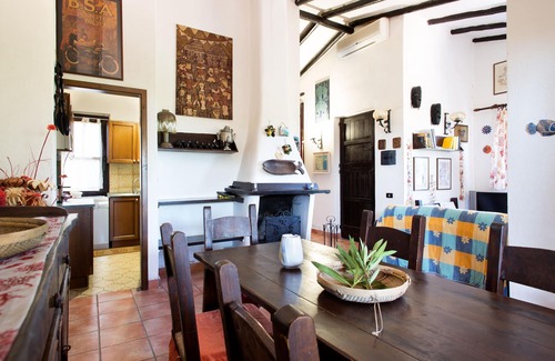 Baia Sant'Anna Casa | Encantadora "Casa Nicoletta" cerca de la playa con piscina, jardín, terraza y aparcamiento