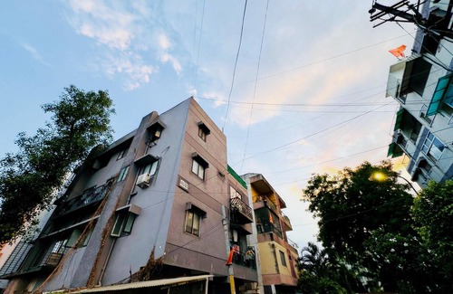 Indore Apartamento | Home Escape 1BHK Retreat Nr Saket Square