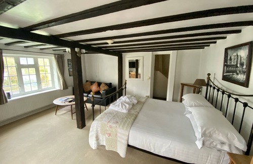 Wilmington Casa | Home Farm Hotel