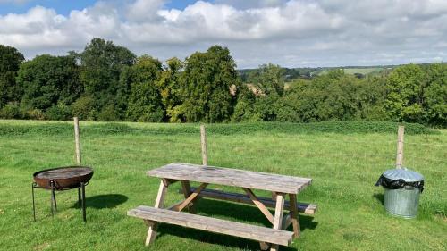 Lacey Green Otro | Home Farm Radnage Glamping Bell Tent 1, with Log Burner and Fire Pit
