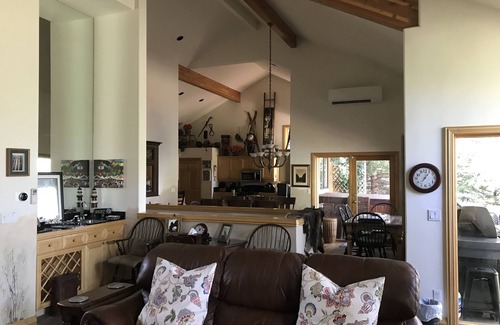 Edwards Casa | Dormir 25, 7+ dormitorios, servicio de traslado / piscina / tenis / jacuzzi, mesa de billar, terraza con vista enorme, mascotasOK