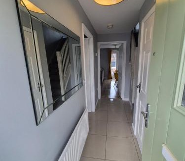 Burslem Casa | Home from home - ample parking