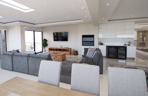 Melkbosstrand Casa | Home from Home