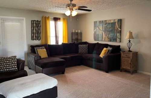 Northeast Columbus Casa | Home great for relaxing