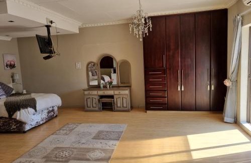 Zeerust Casa | @Home Guest House