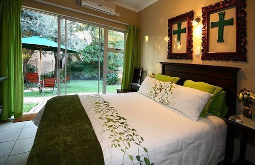 Rustenburg Casa | Home Guesthouse