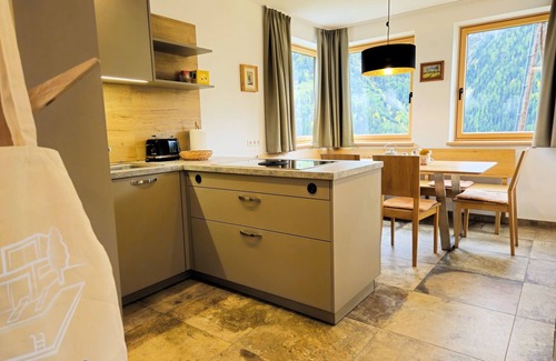 Landeck Apartamento | Home Holzwurm by Interhome
