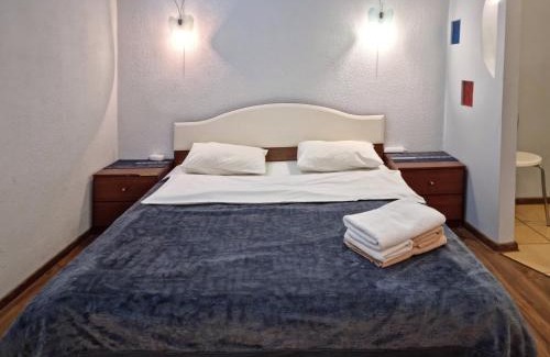 Dniprovs'kyi District Apartamento | Home Hotel Apartments on Livoberezhna