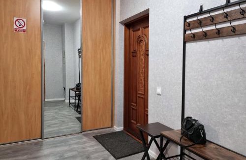 Dniprovs'kyi District Apartamento | Home Hotel Apartments on Livoberezhna